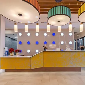 Hotel Glo Western Kanata West